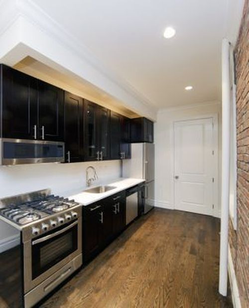 Building Photo - 128 2nd Ave