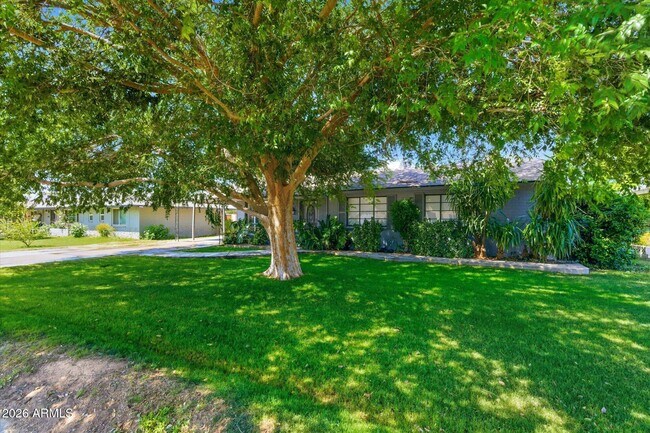 Foto del edificio - 7750 N 17th Dr