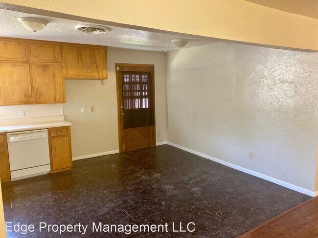 Foto del edificio - 3 br, 2 bath House - 4216 King