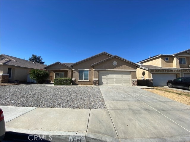 Building Photo - 13584 Fern Pine St