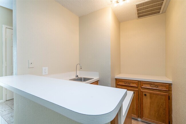 Building Photo - 11280 Braes Forest Dr