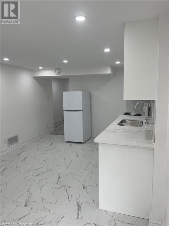 Building Photo - 3231 Cabano Crescent