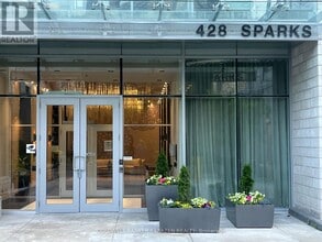 Building Photo - 428-1428 Sparks St.