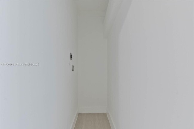 Foto del edificio - 1051 NW 2nd St