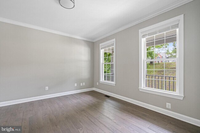 Foto del edificio - 1525 Walters Ln