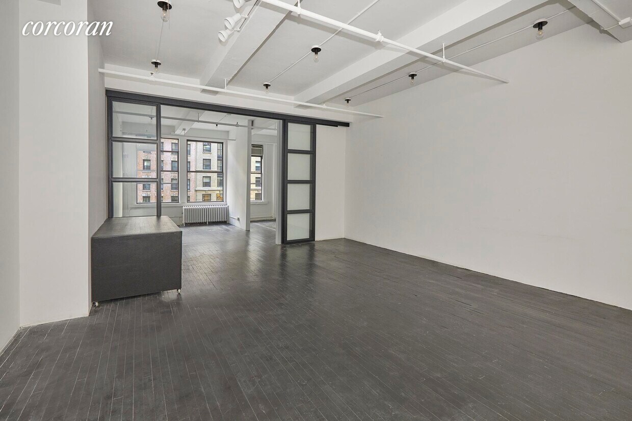 Primary Photo - 134 W 26th St