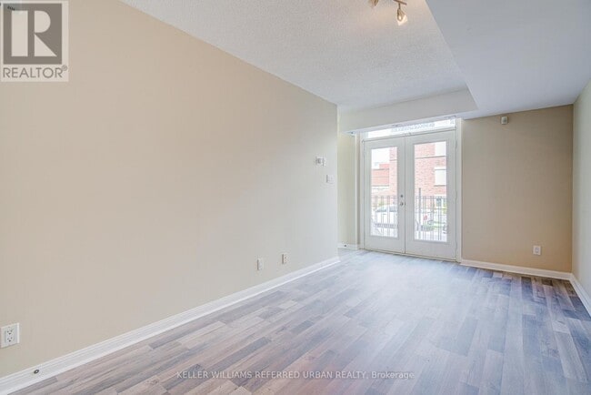 Building Photo - 31-3131 Sudbury St