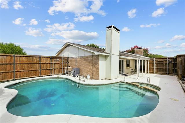 Foto del edificio - 2604 Winding Creek Dr