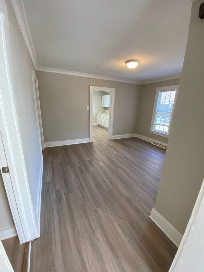 Foto del edificio - Very nice 4 bedroom 1 bathroom house JUST ...