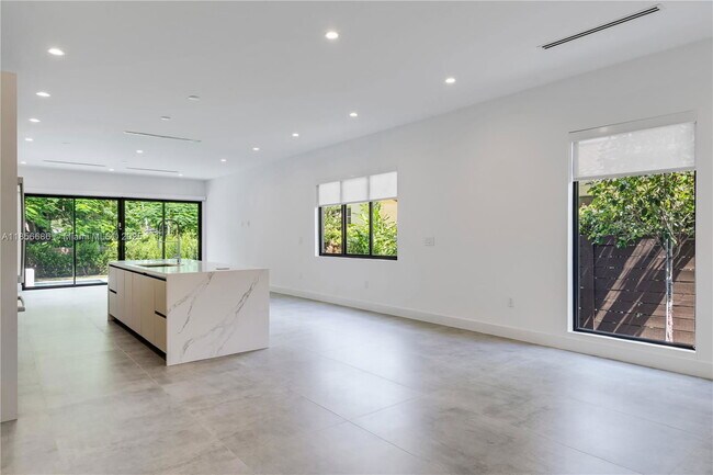 Photo - 2842 SW 32nd Ct House