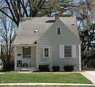 Primary Photo - 25369 Ivanhoe Ave