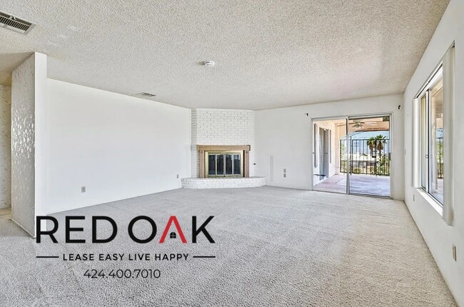 Building Photo - 12800 Avenida Alta Loma