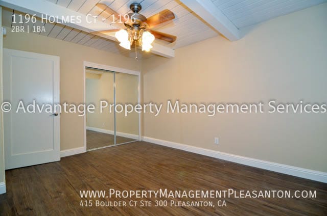 Building Photo - 1196 Holmes Ct