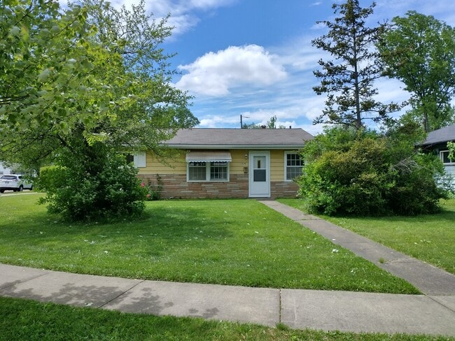 Building Photo - 574 Willow Park Rd, Elyria OH