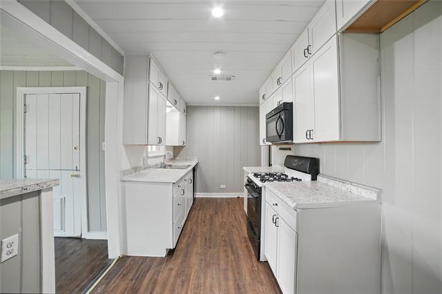 Foto del edificio - 208 Grace Ln