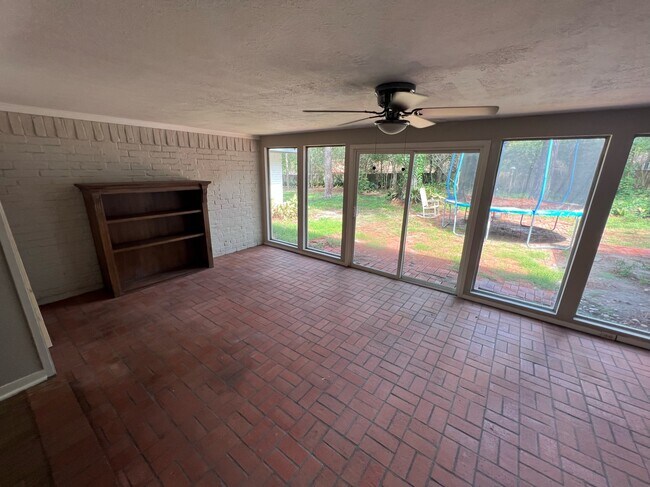 Building Photo - 1559 Oconnor Dr