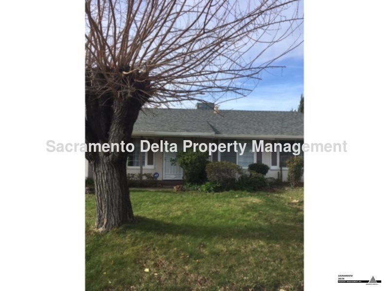 Foto principal - 7206 Strand St