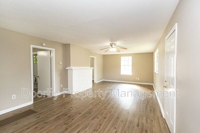Foto del edificio - 619 Shannon Ave
