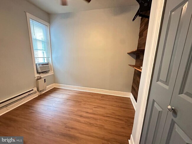 Foto del edificio - 1728 N 29th St
