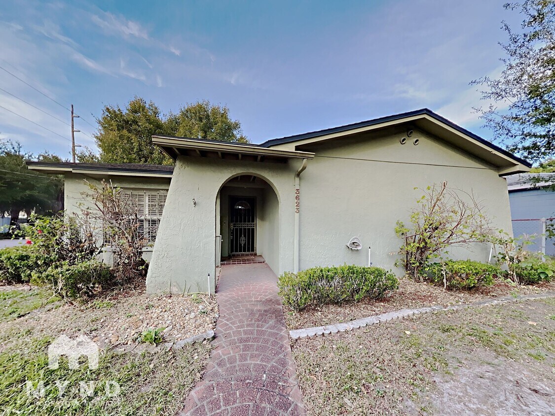 Foto principal - 3623 W Carmen St