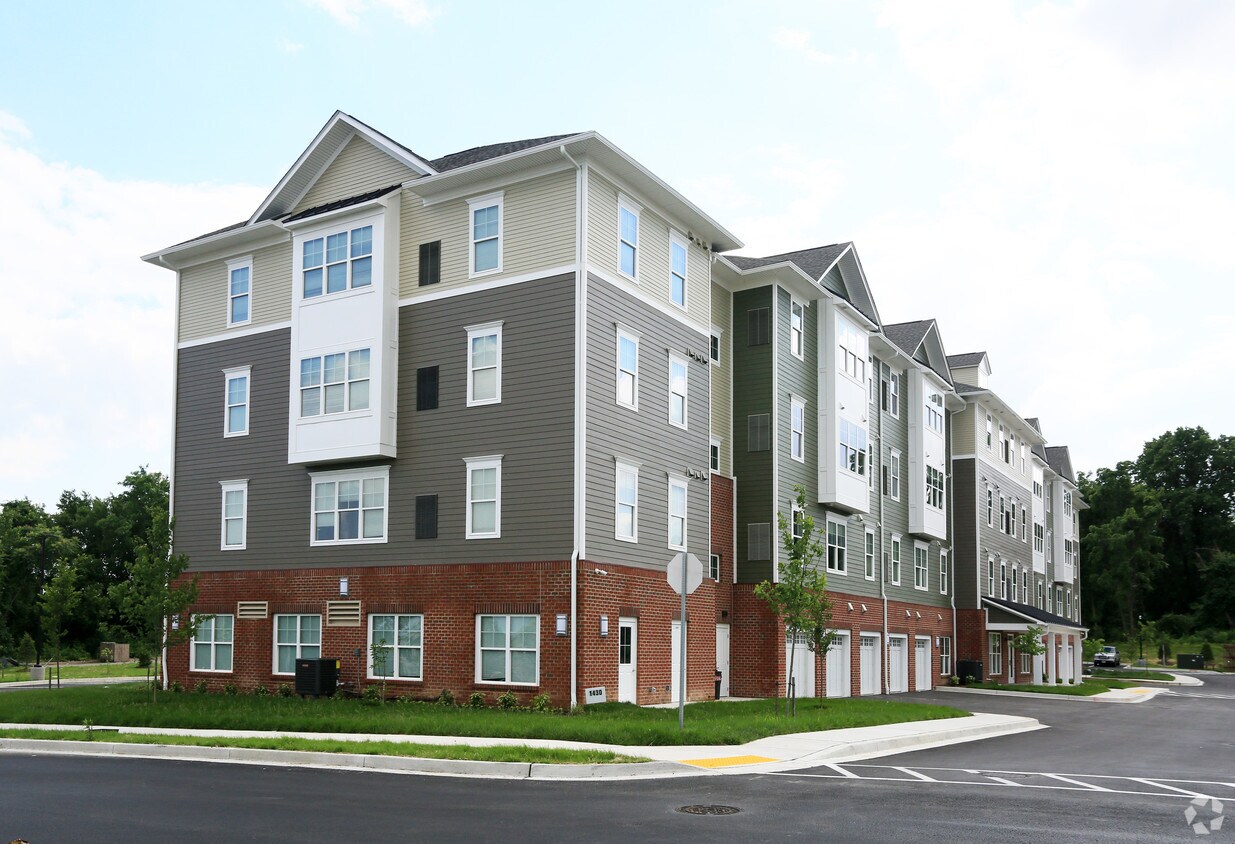 Merritt Station Apartments Dundalk Md Apartments Com