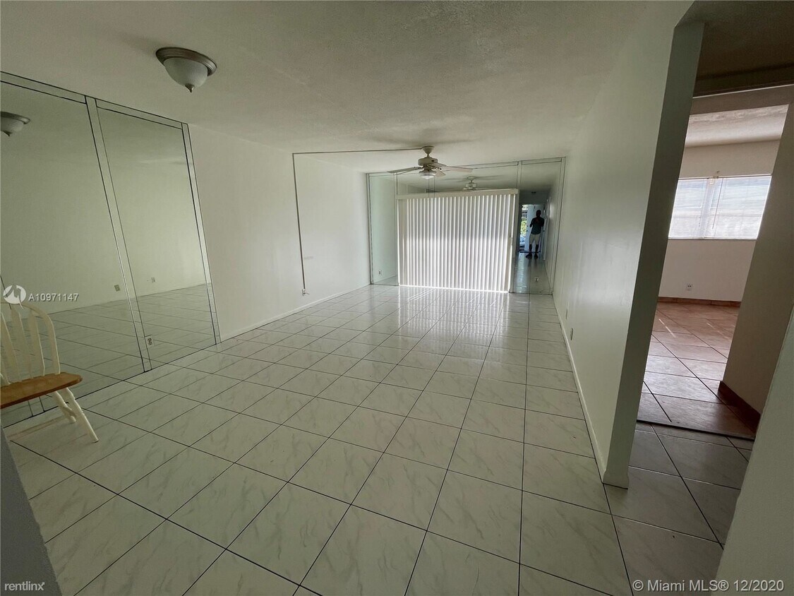 Primary Photo - 2 br, 1 bath Condo - 381 N State Road 7 # 441