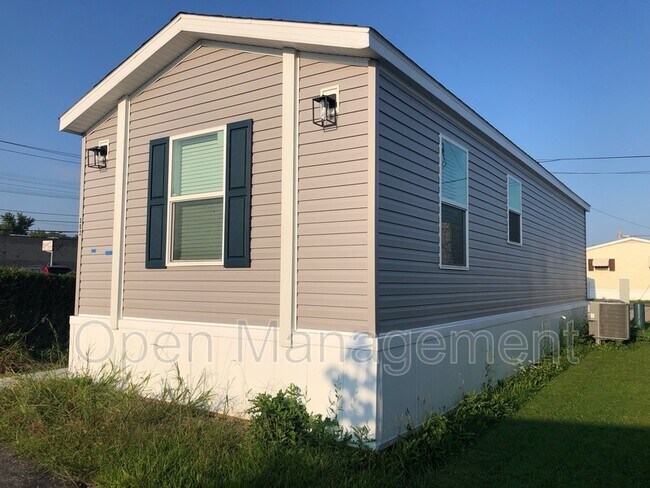 Building Photo - 2700 Brookpark Rd