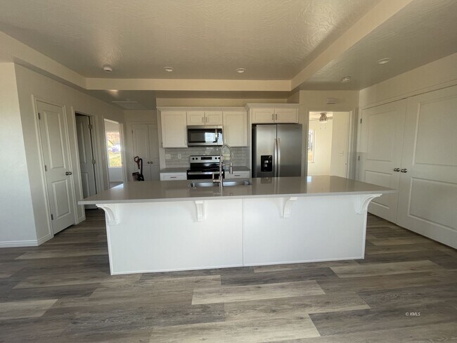 Foto del edificio - 1760 Kason Ct