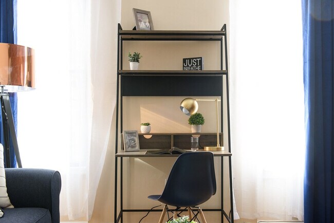 Foto del edificio - 428-430-430 W 47th St