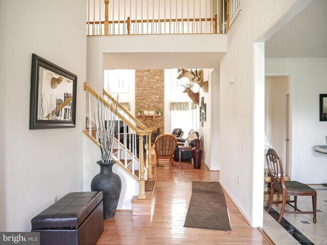 Building Photo - Ashburn Oasis: Your Luxurious Retreat