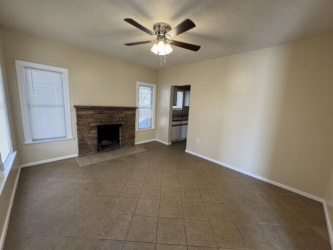 Foto del edificio - Central Phoenix Home