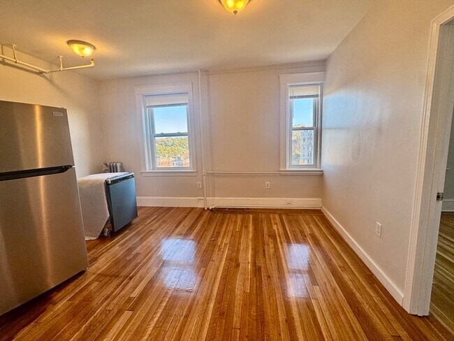 Foto del edificio - 1615 Commonwealth Ave