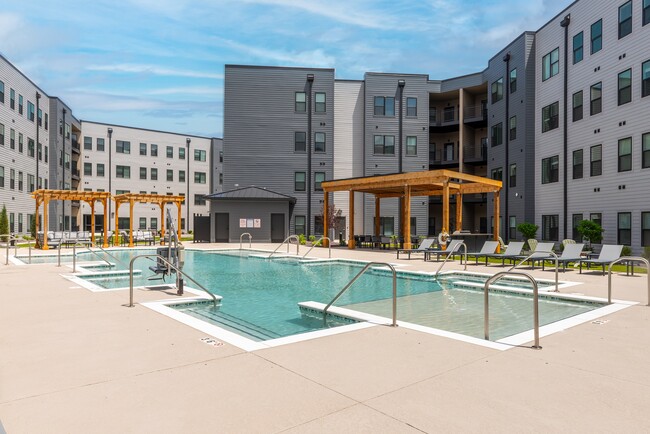 The Rail - The Rail Apartments