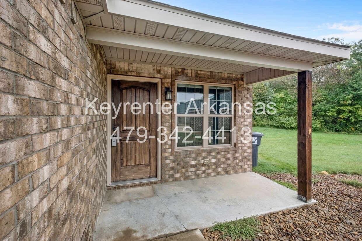 Photo - 445 Oakwoods Dr Duplex