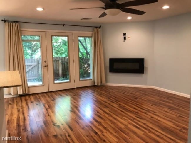 Building Photo - 2 br, 2 bath Condo - 6700 N. Meridan