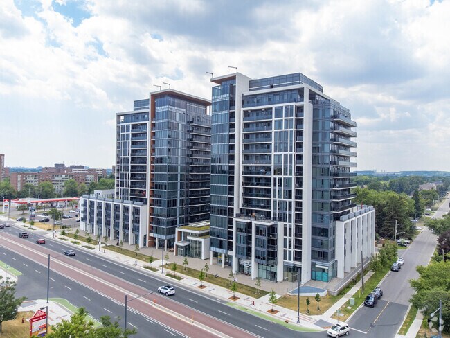Photo du bâtiment - 9612 Yonge St