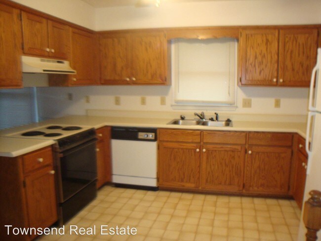 Building Photo - 2054 Loganberry Dr