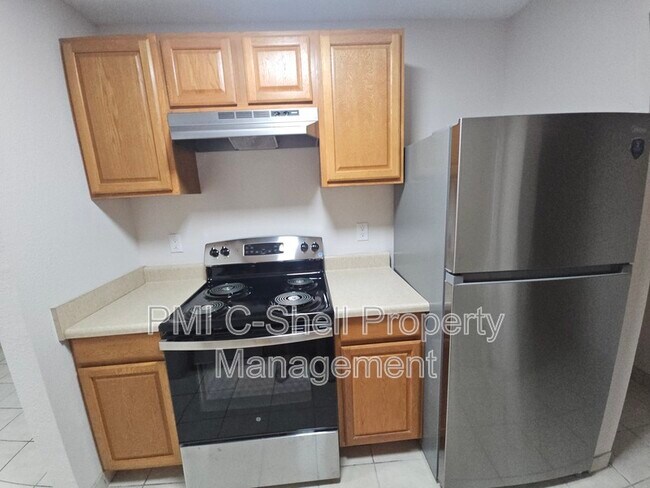 Foto del edificio - 3409 Green Briar Cir