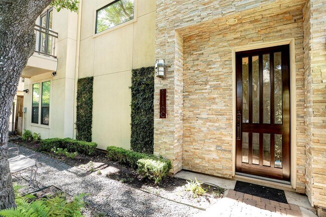 Building Photo - 1110 Autrey St