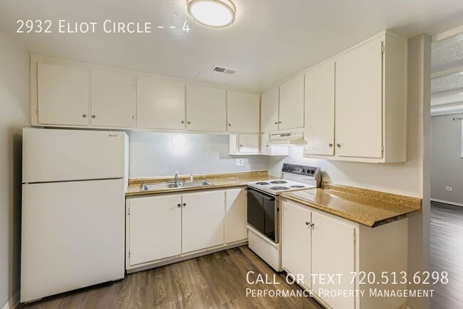 Foto del edificio - 2932 Eliot Cir