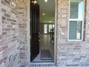 Building Photo - 1102 Upton Ct