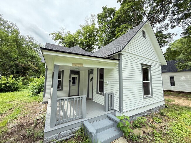 Foto del edificio - 3 Bed 1 Bath Aurora, MO