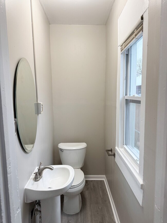 Foto del edificio - 4619 N Colfax Ave