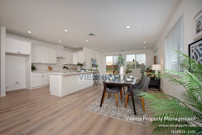 Building Photo - 548 Fox Hunt Wy