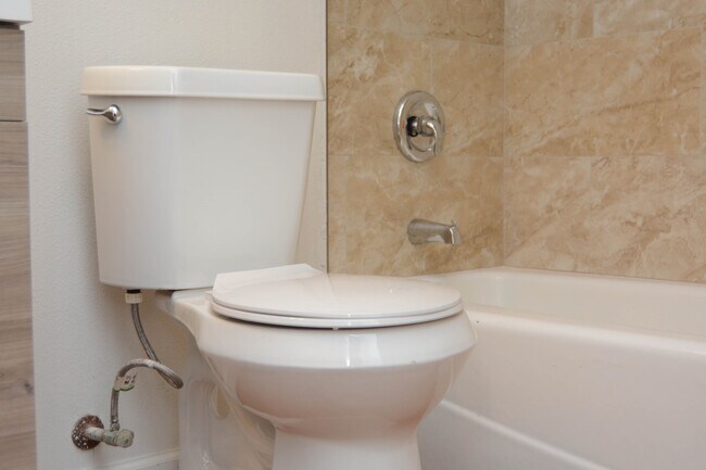 Baño - 307 Tidewind St