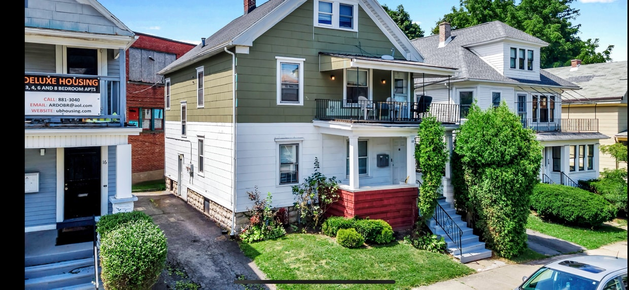 Primary Photo - 18 Merrimac St