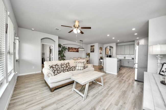 Building Photo - 13207 Karan Ct