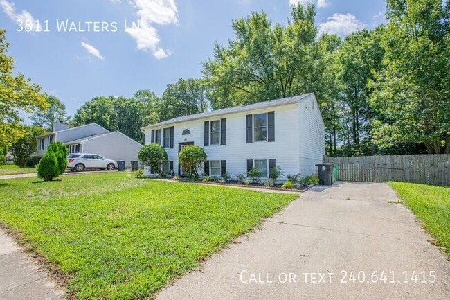 Photo - 3811 Walters Ln- House