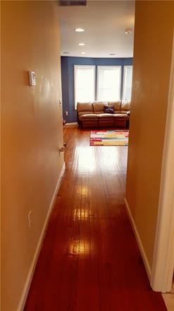 Building Photo - 586 Jacques St