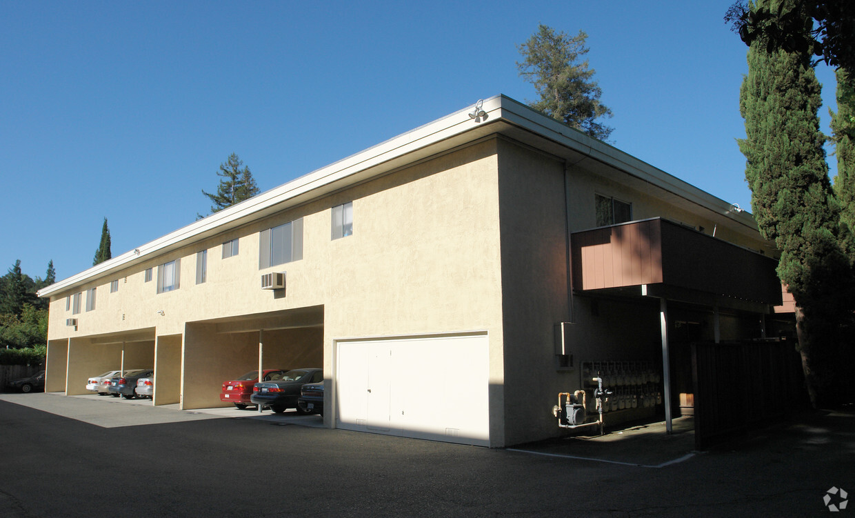 Building Photo - Redwood Patio Apartments